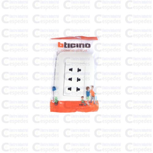 TOMA TRIPLE UNIVERSAL P /EMPOTRAR DOMINO SENCIA