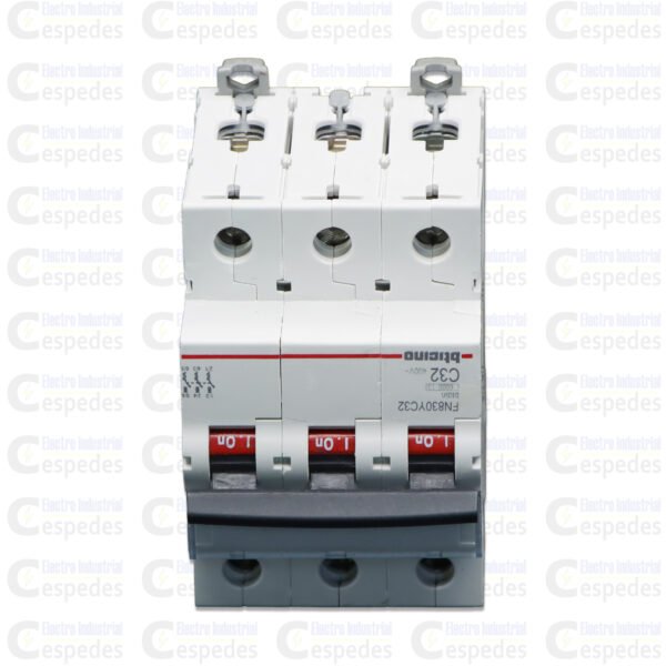 ITM BITCINO 3X32-V INTERRUPTOR TERMOMAGNÉTICO 3X32A RIEL-BTICINO