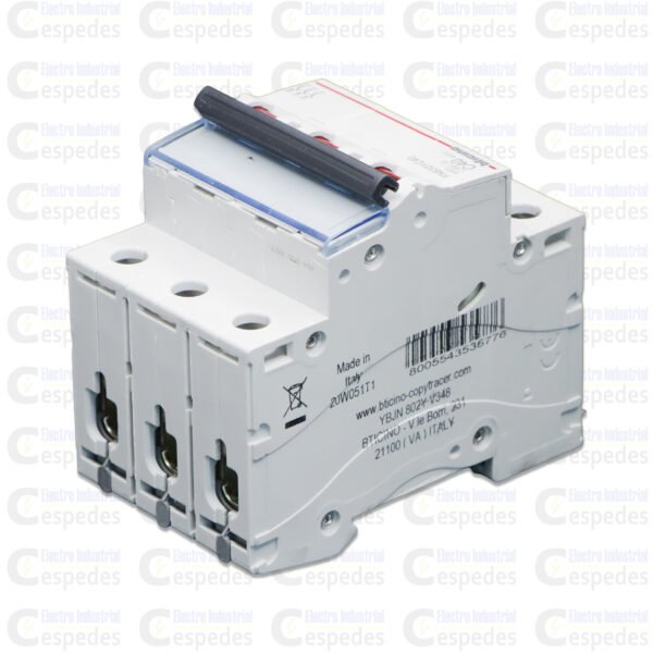 INTERRUPTOR TERMOMAGNÉTICO 3X40A RIEL-BTICINO