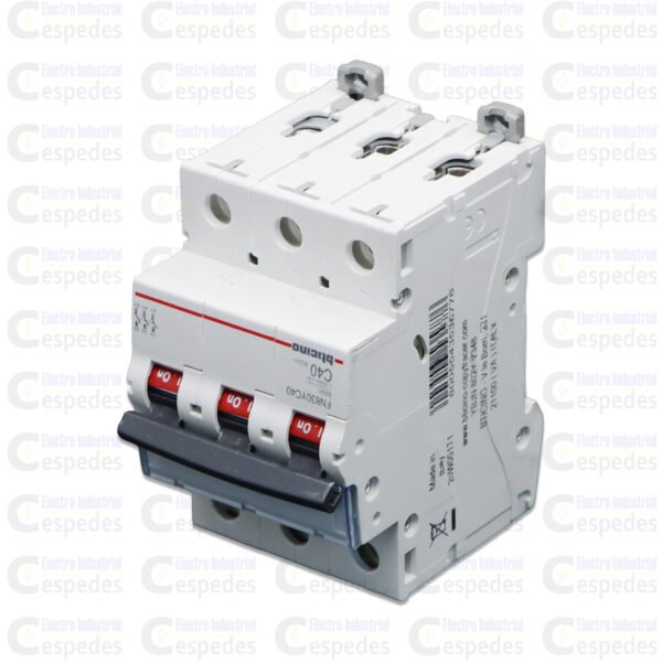 INTERRUPTOR TERMOMAGNÉTICO 3X40A RIEL-BTICINO