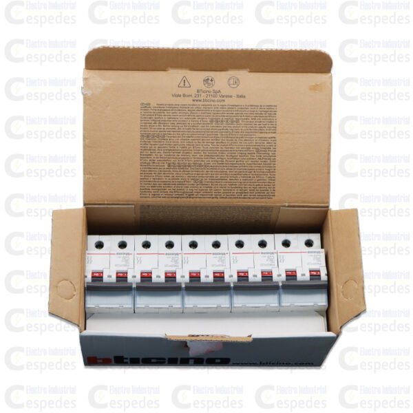 INTERRUPTOR TERMOMAGNÉTICO 2X20A RIEL-BTICINO