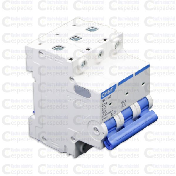 INTERRUPTOR TERMOMAGNÉTICO 3X50A RIEL-CHINT