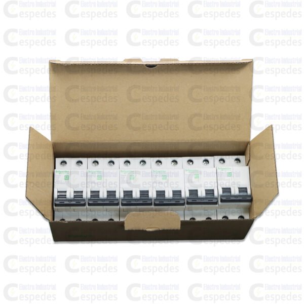 INTERRUPTOR TERMOMAGNÉTICO 3X32A RIEL EASY9-SCHNEIDER